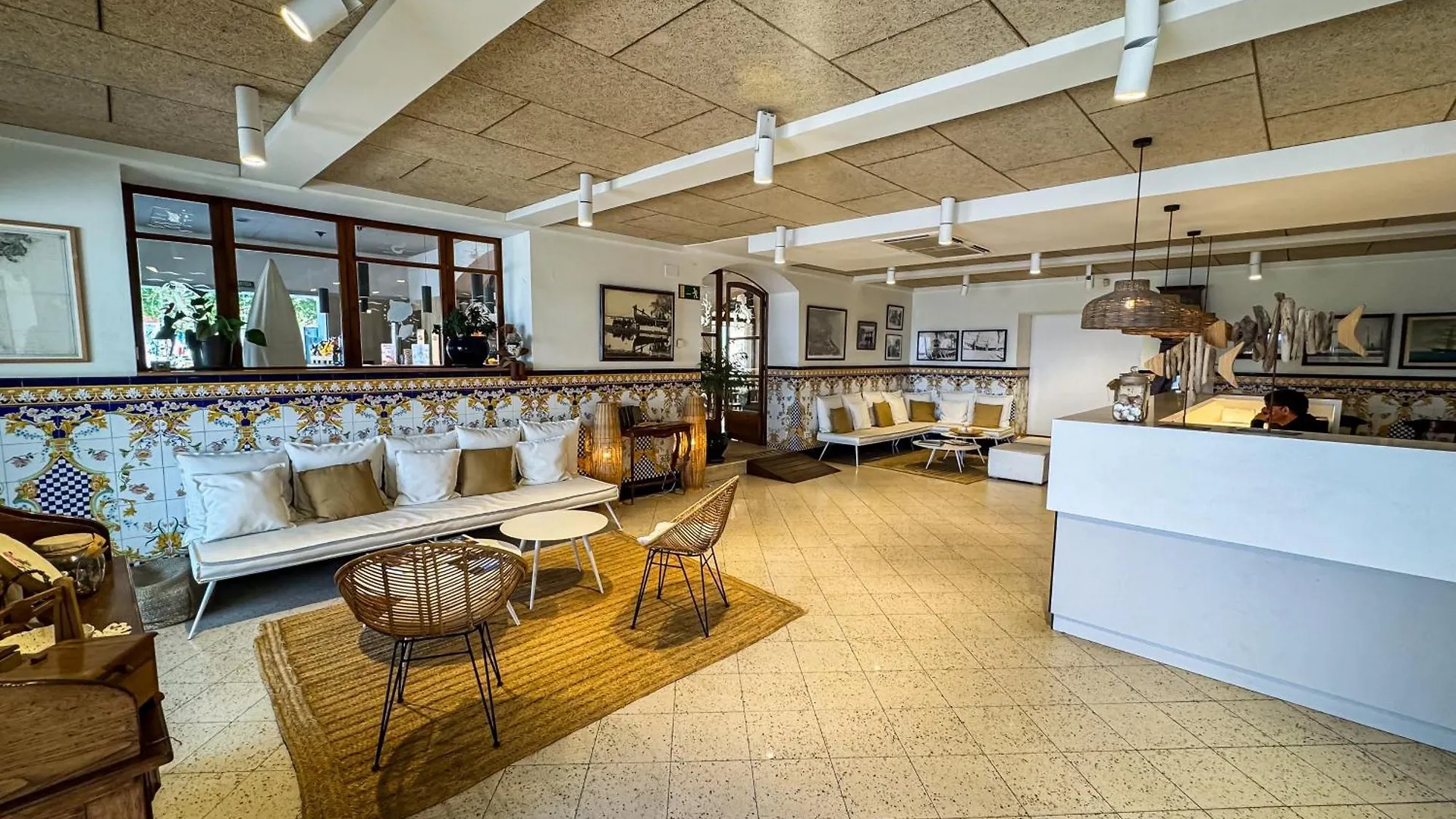 Hotel Marina Roses