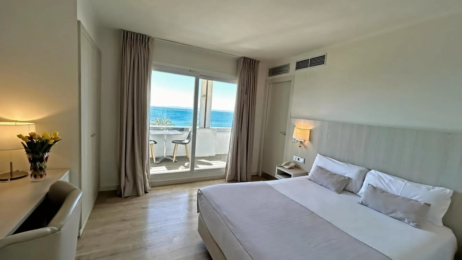 Hotel Marina Roses