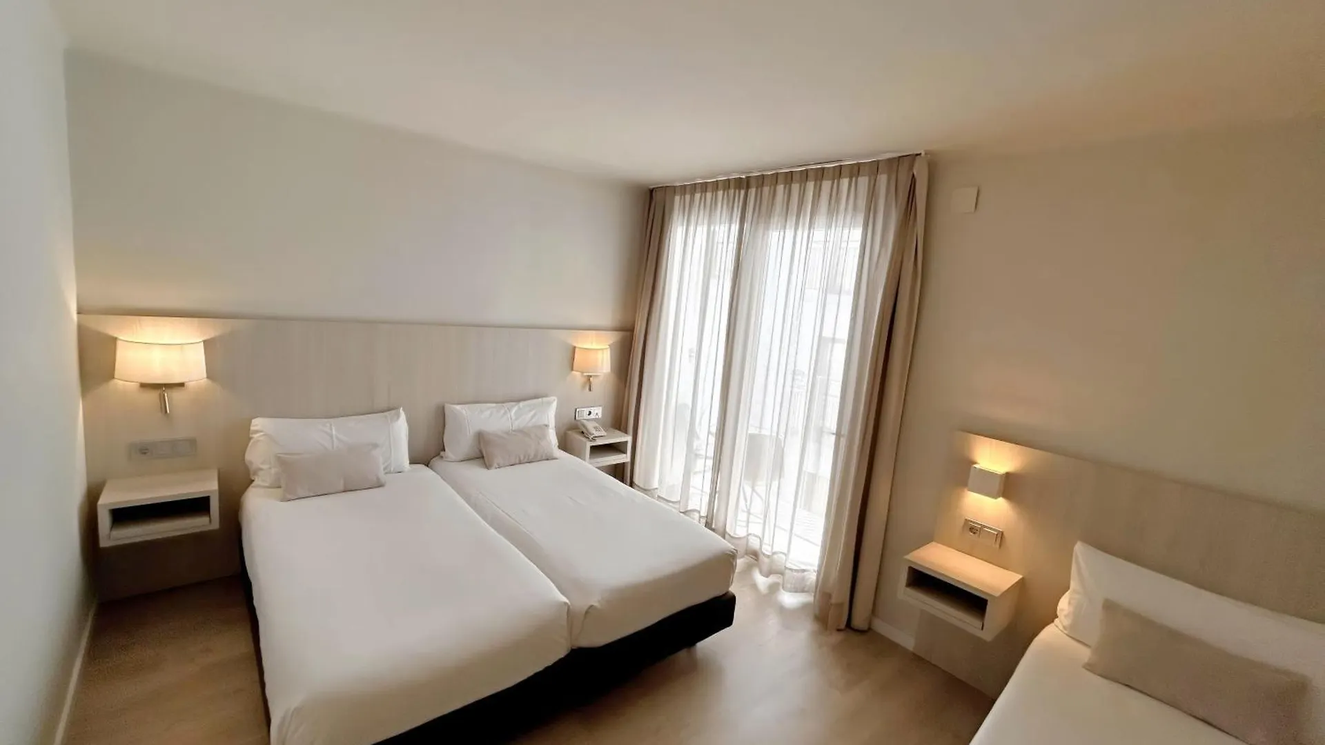 Hotel Marina Rosas