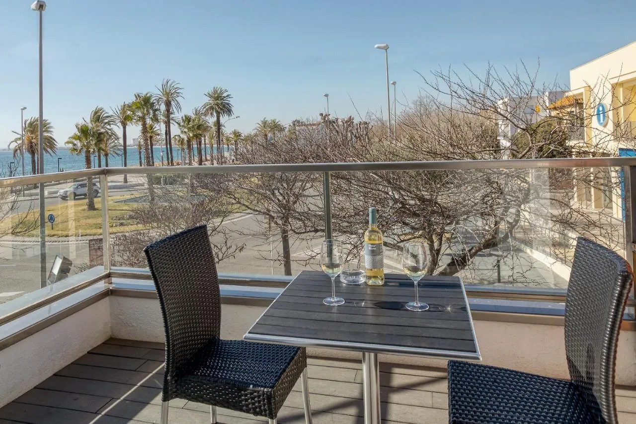Hotel Marina روساس
