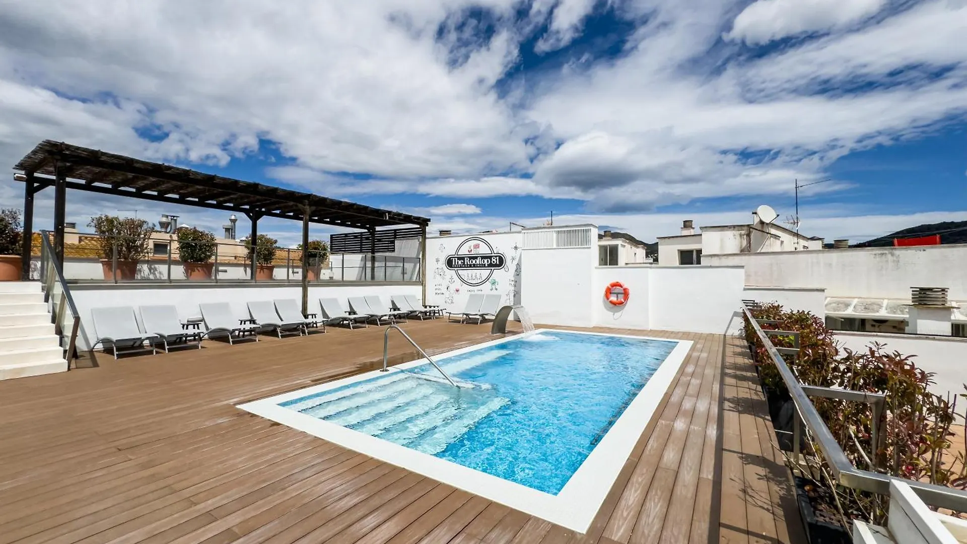 Hotel Marina روساس