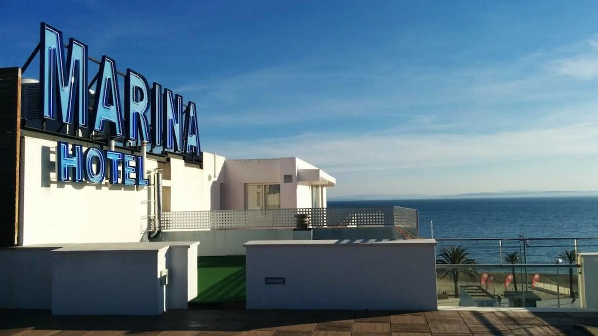 Hotel Marina روساس